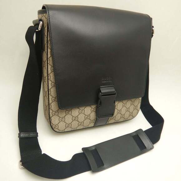 GUCCI Authentic Black Canvas Shoulder Bag - Picture 2 of 10